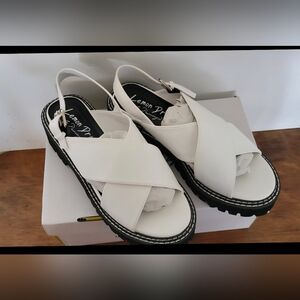 Lemon Drop White Crisscross Slingback Sandals with Chunky Sole